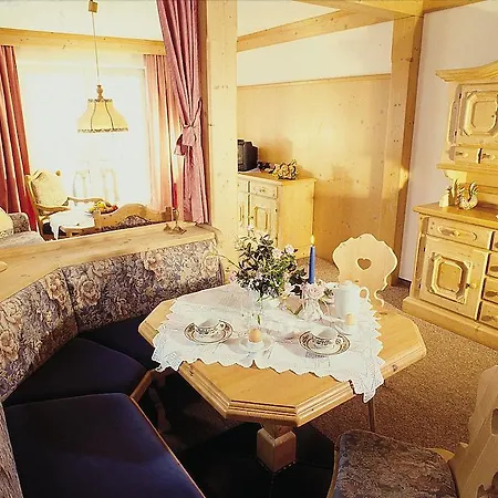 Appartement Landhaus Brigitte Bayersoien